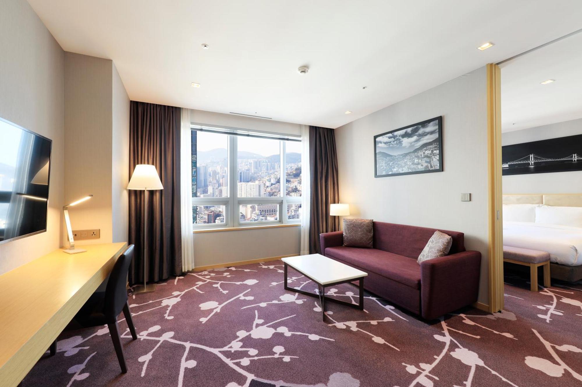 Hotel Avani 4*