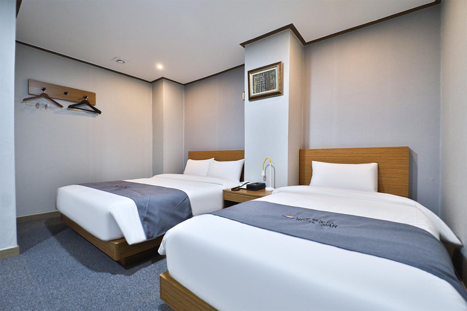 Hotel Noah 3*
