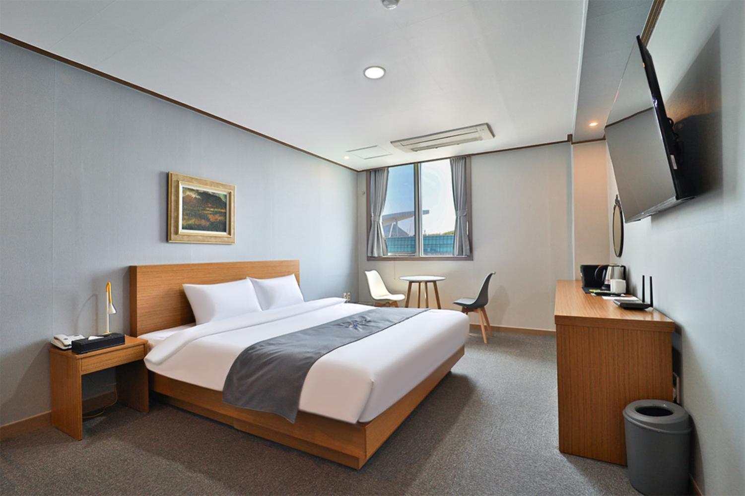 Hotel Noah 3*