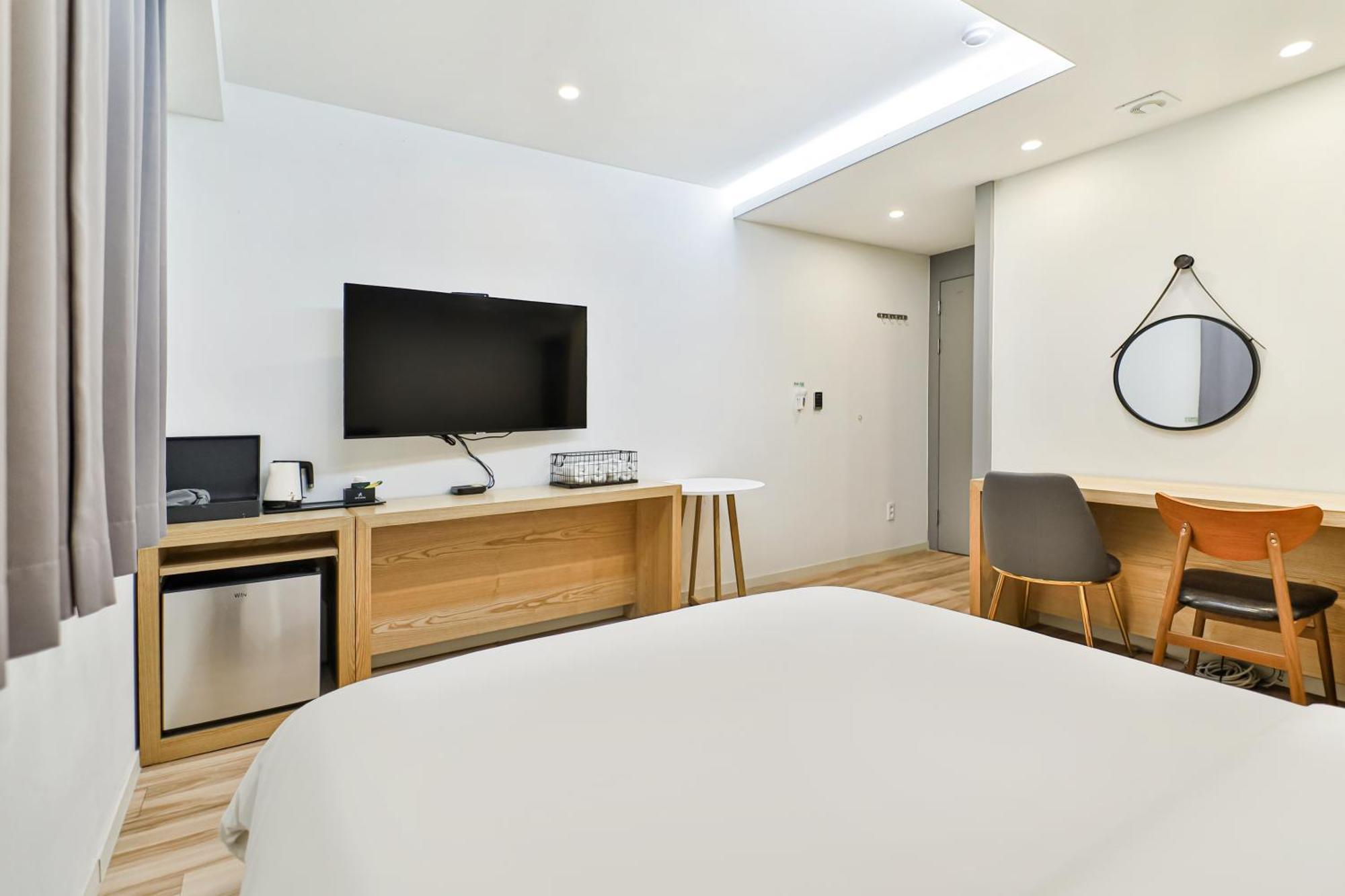Sloth Seomyeon Hotel Busan