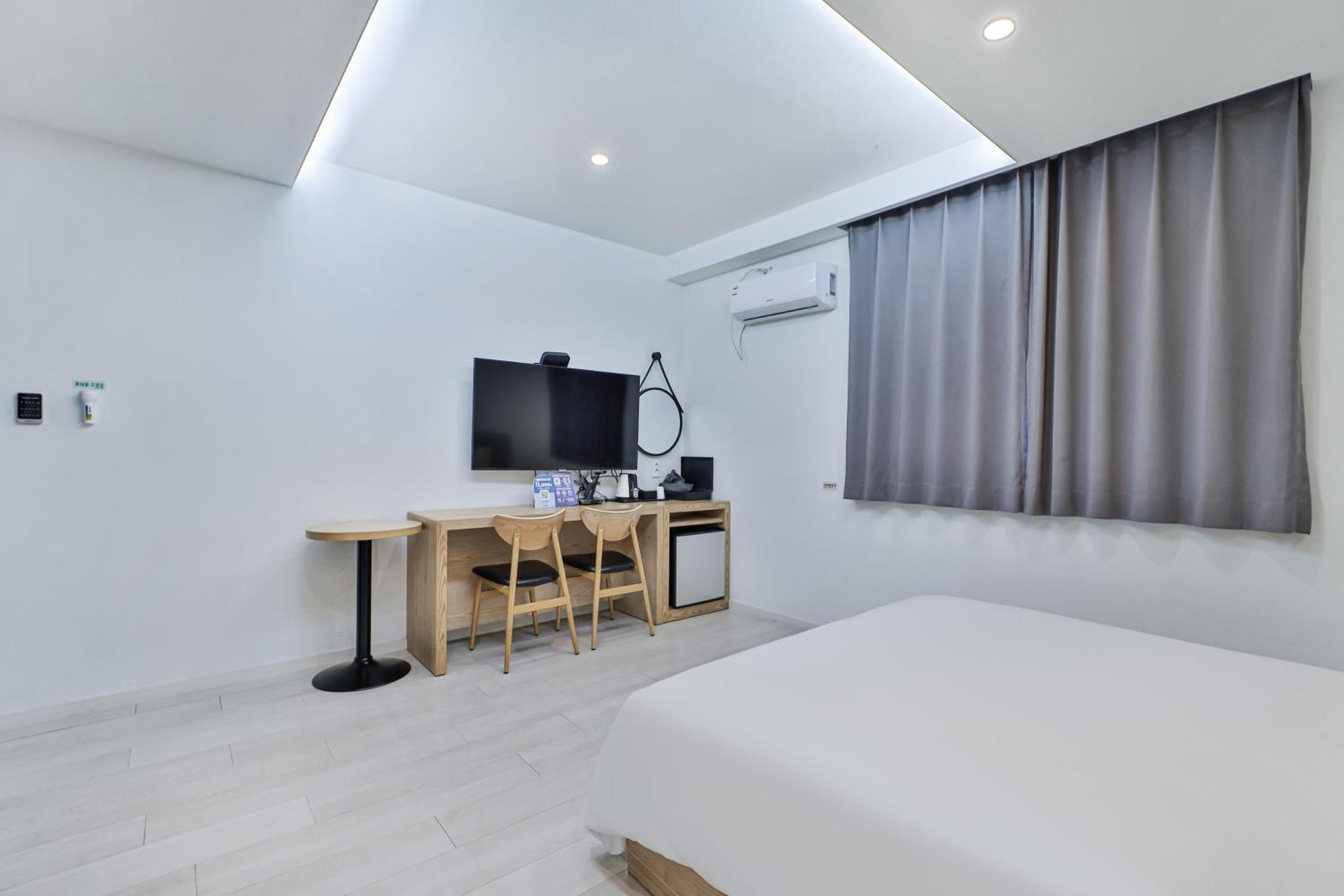 Hotel Sloth Seomyeon Busan