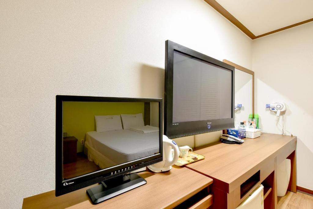 Orange 2* Busan