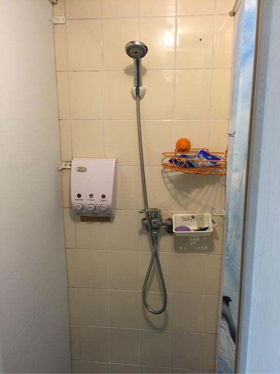 Uncle's Guesthouse-domestic Not Allowed 2* Busan