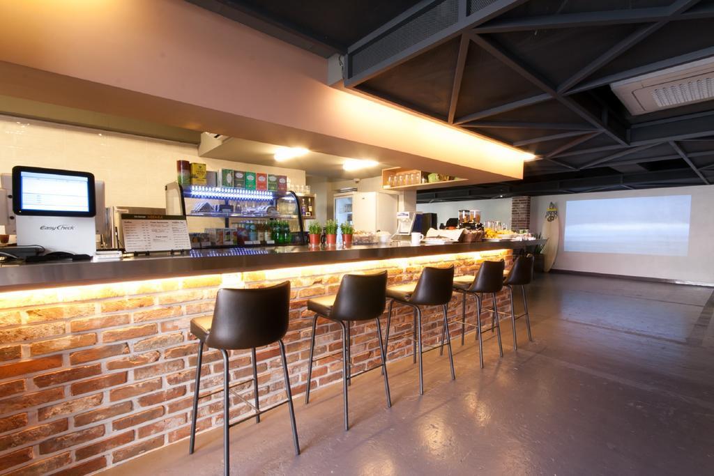 Hostel Uniqstay *