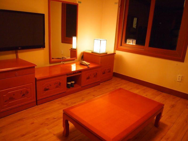 Hillside Tourist Hotel