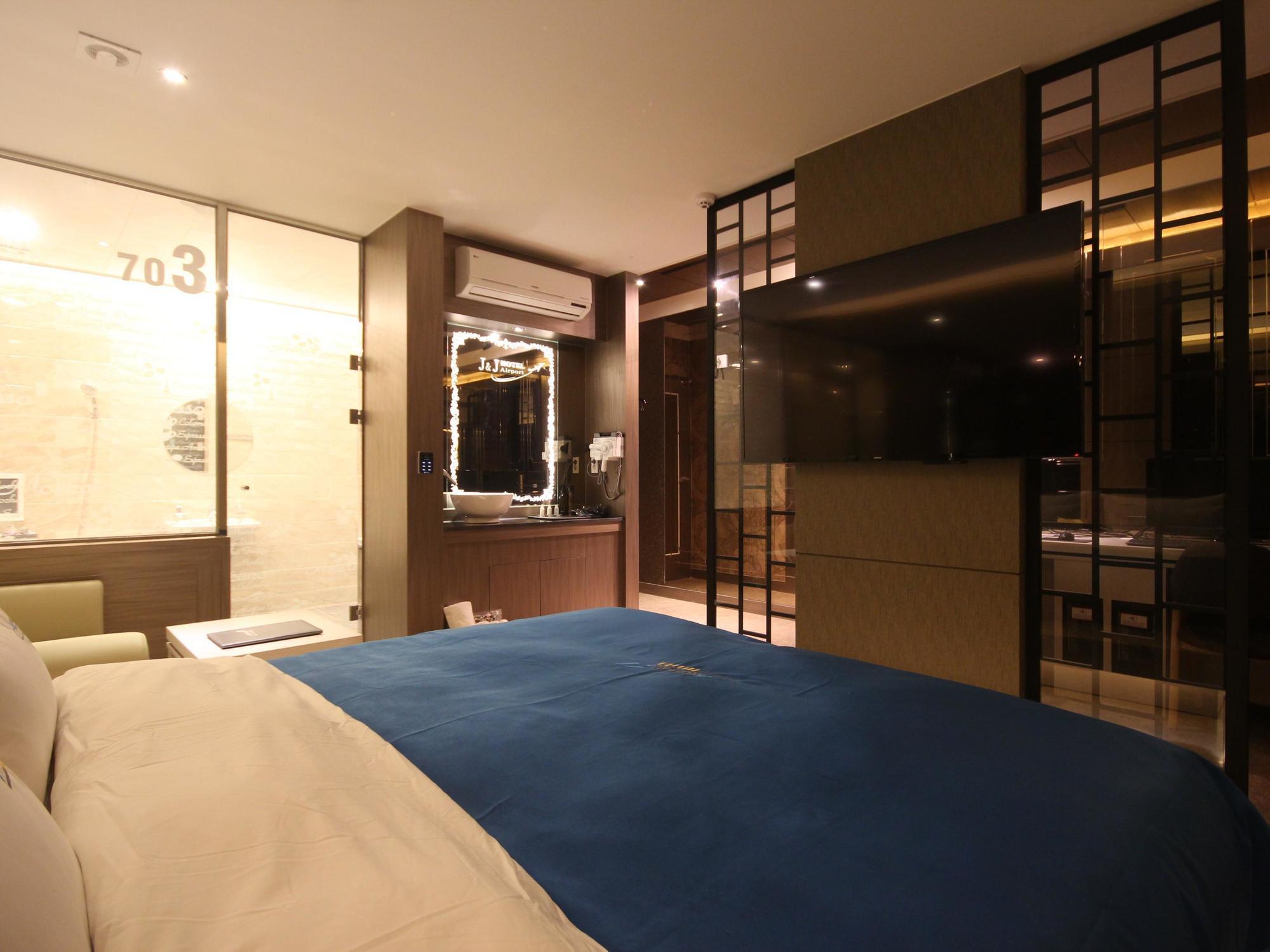 Hotel Airport 3*