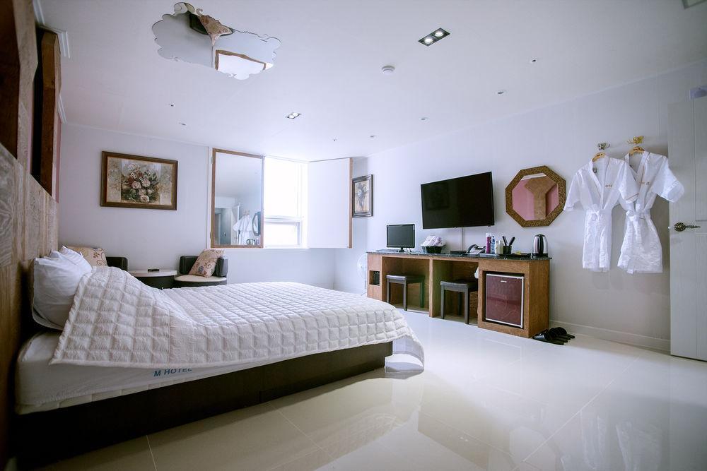M Motel 2*