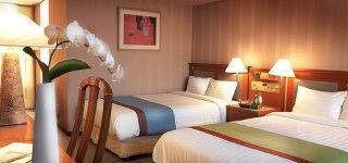 Paragon Hotel 4*