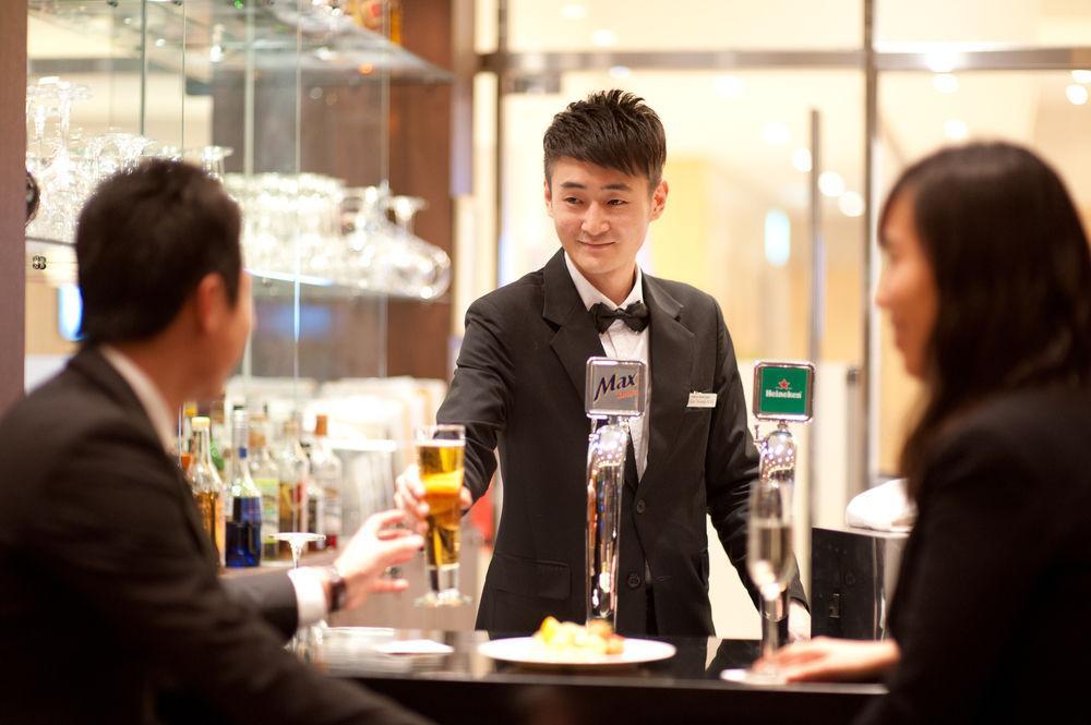 Ibis Ambassador Centre Hotel 3*