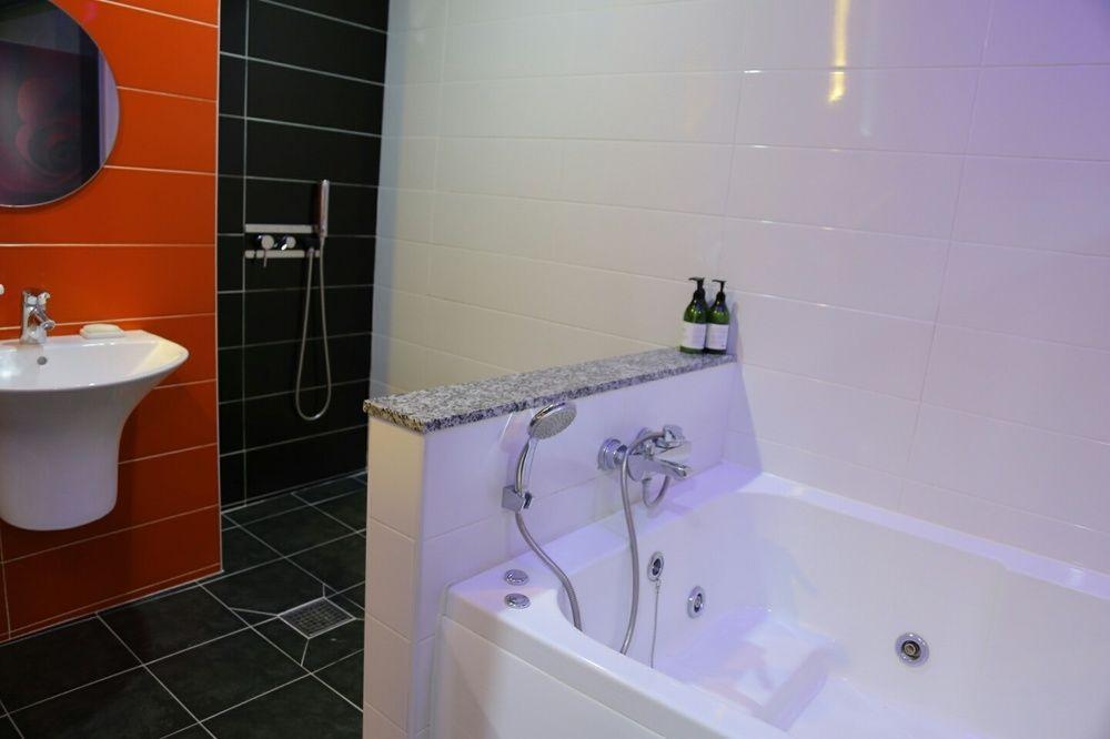 Vovtel Motel 3*