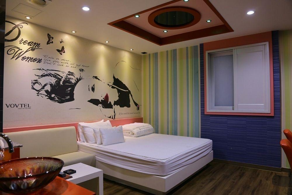 Vovtel Motel