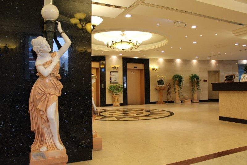 Dawn Hotel