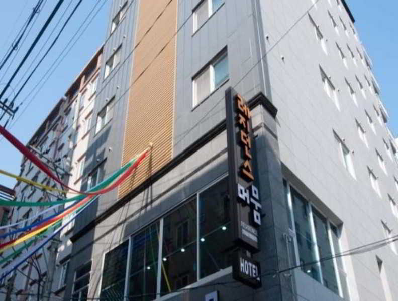 Mumum Hotel 3*