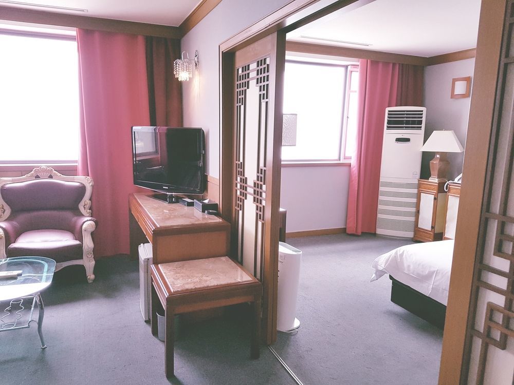 Hotel Dawn