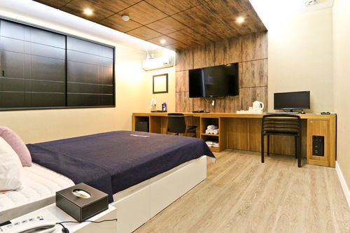 Hotel Home