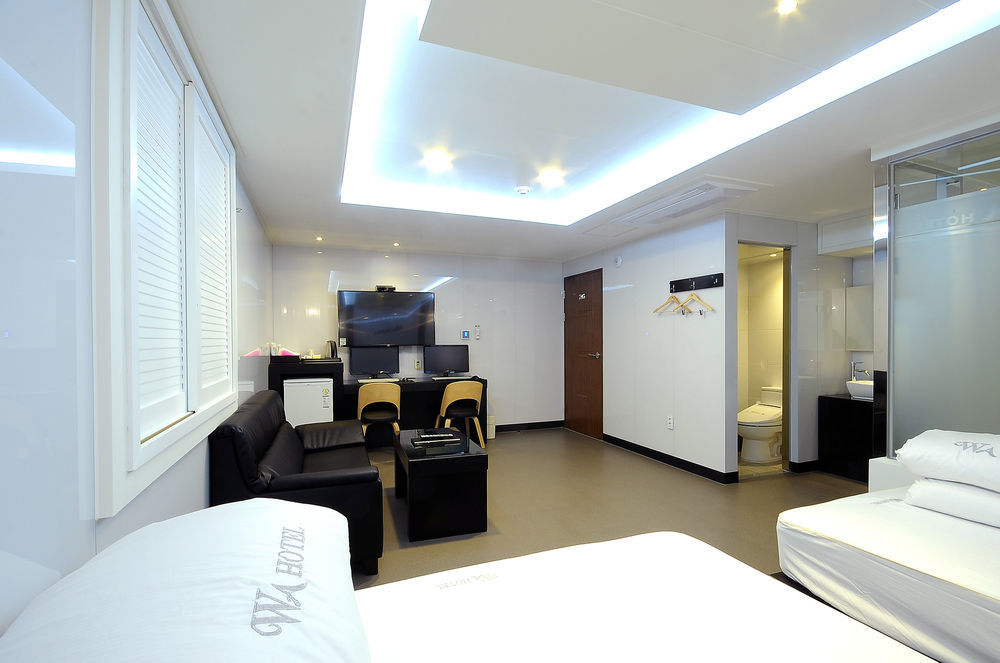 Wa Hotel