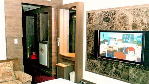Lord Beach Hotel