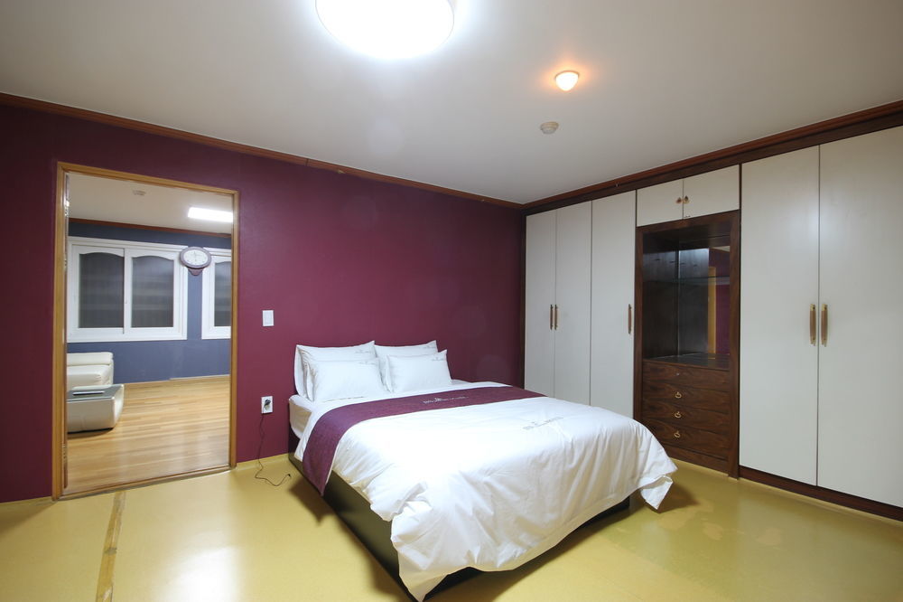 Motel Business Station Busan