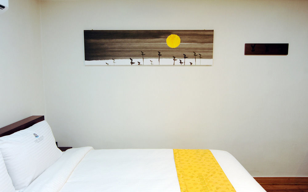 Lord Beach Hotel