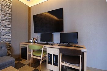 Airport Hotel 3*