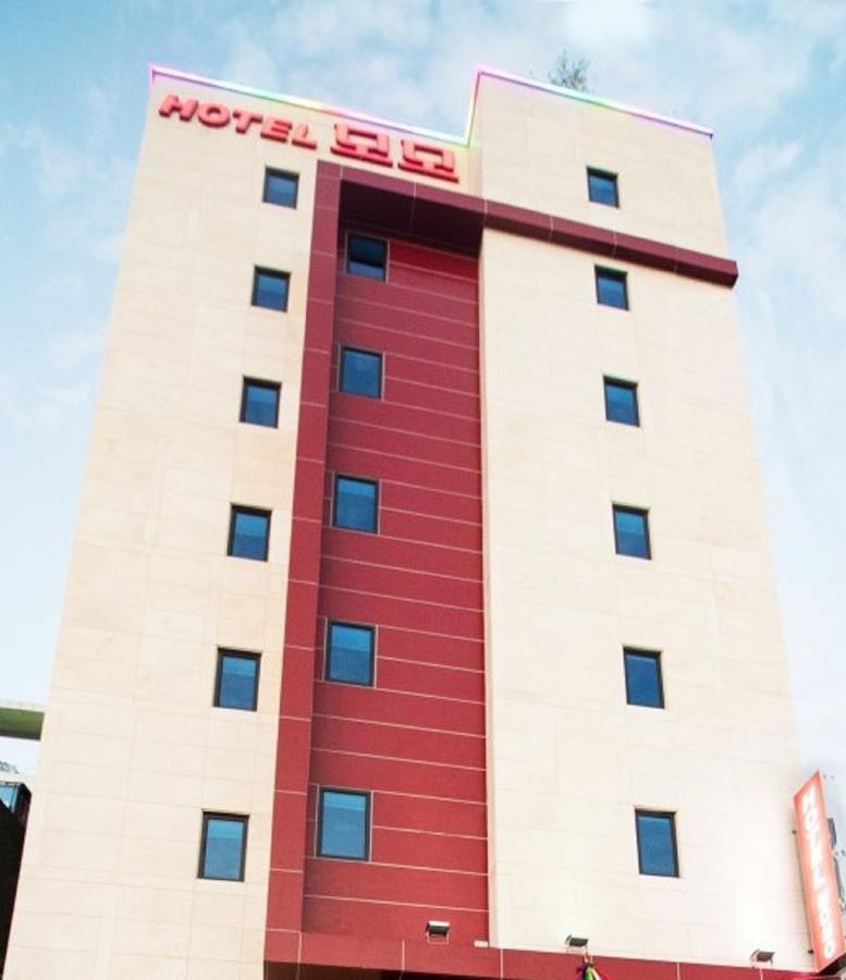 Momo Motel 2*