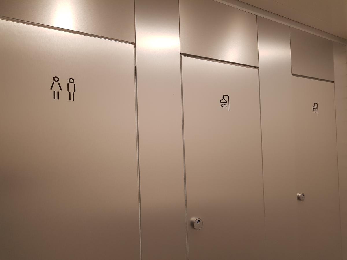 Single Single Hostel