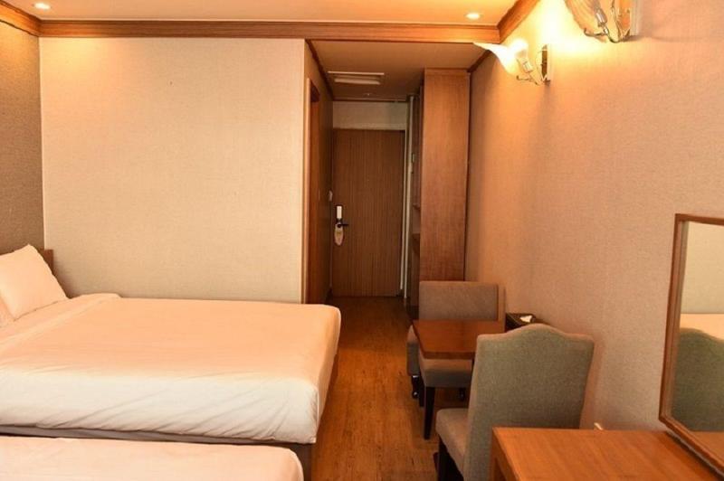Dawn Hotel 3*