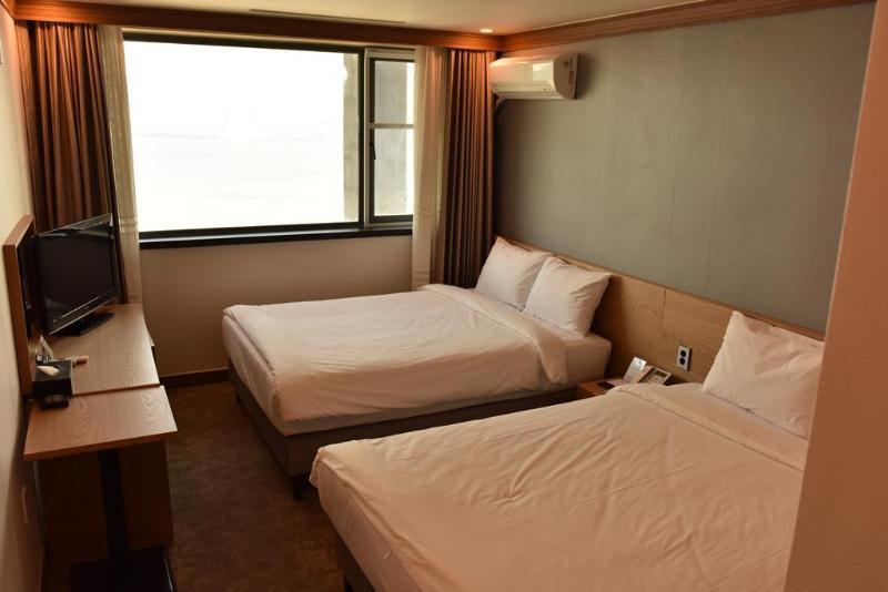 Dawn Hotel 3*