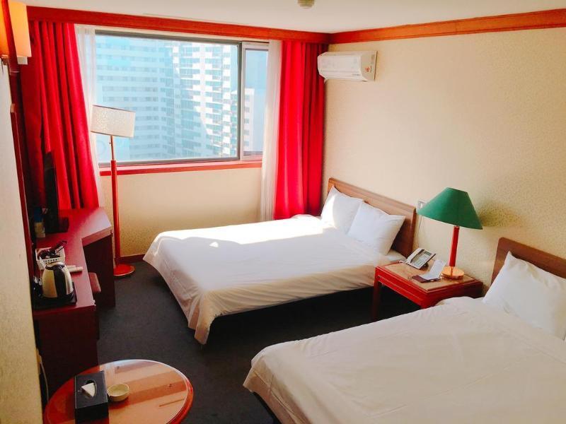 Dawn Hotel