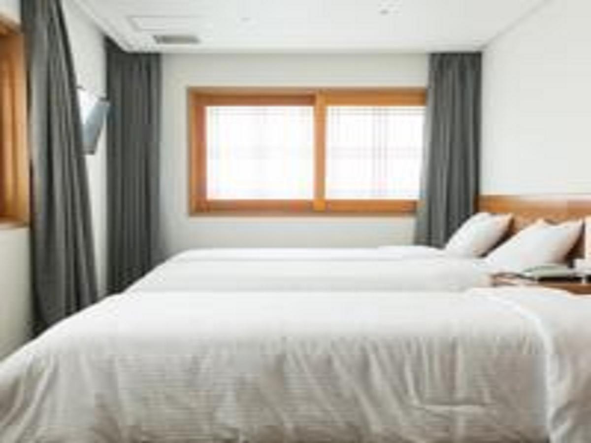 Tourist Hotel Busan