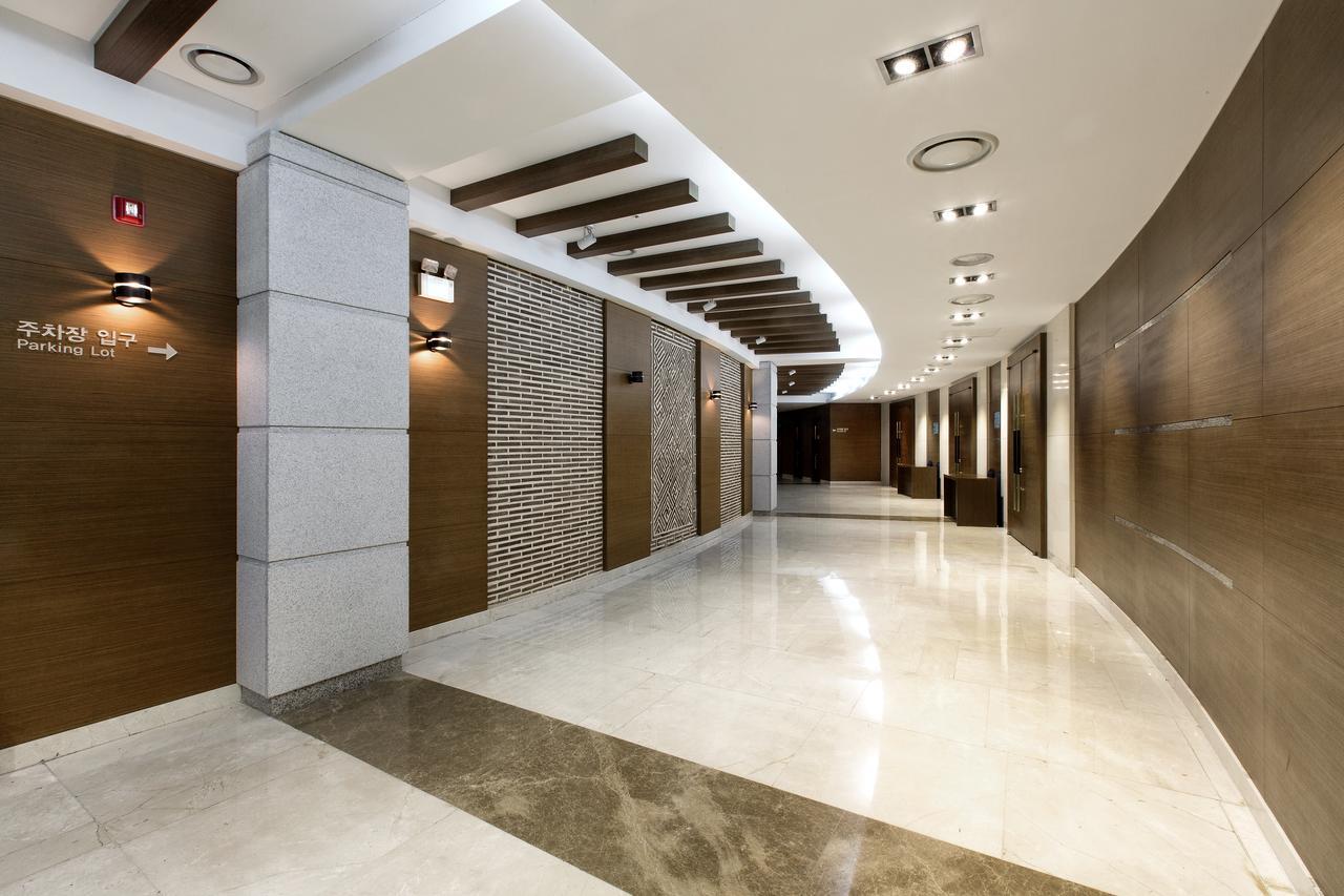 Commodore Hotel Busan