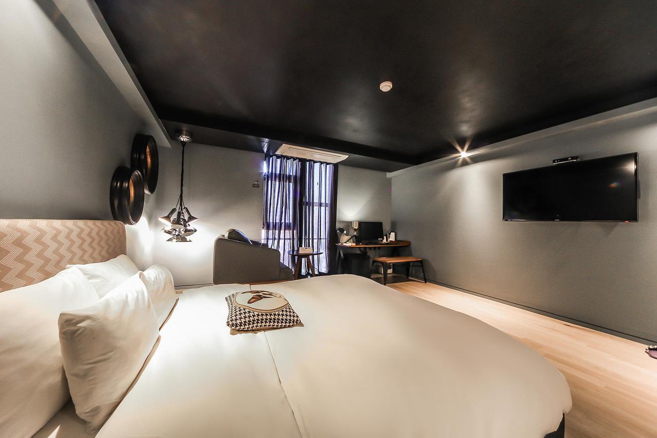 The Hound Hotel 3*