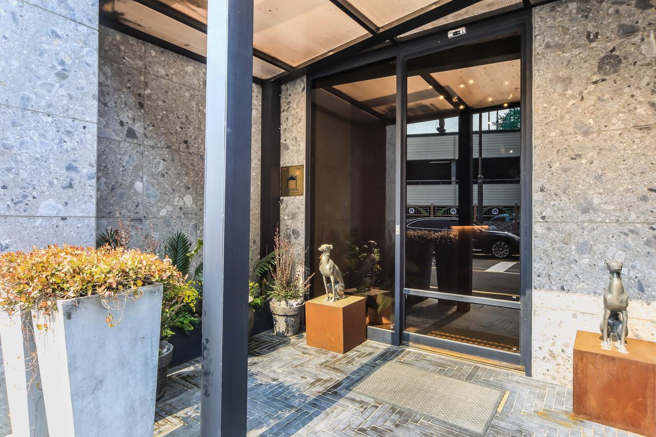 The Hound Hotel 3*