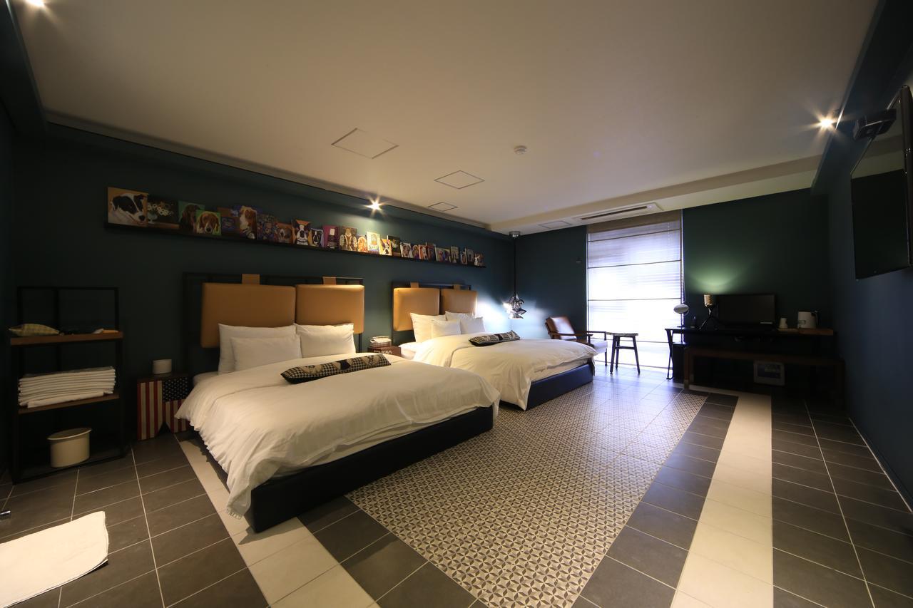 Hotel The Hound 3*