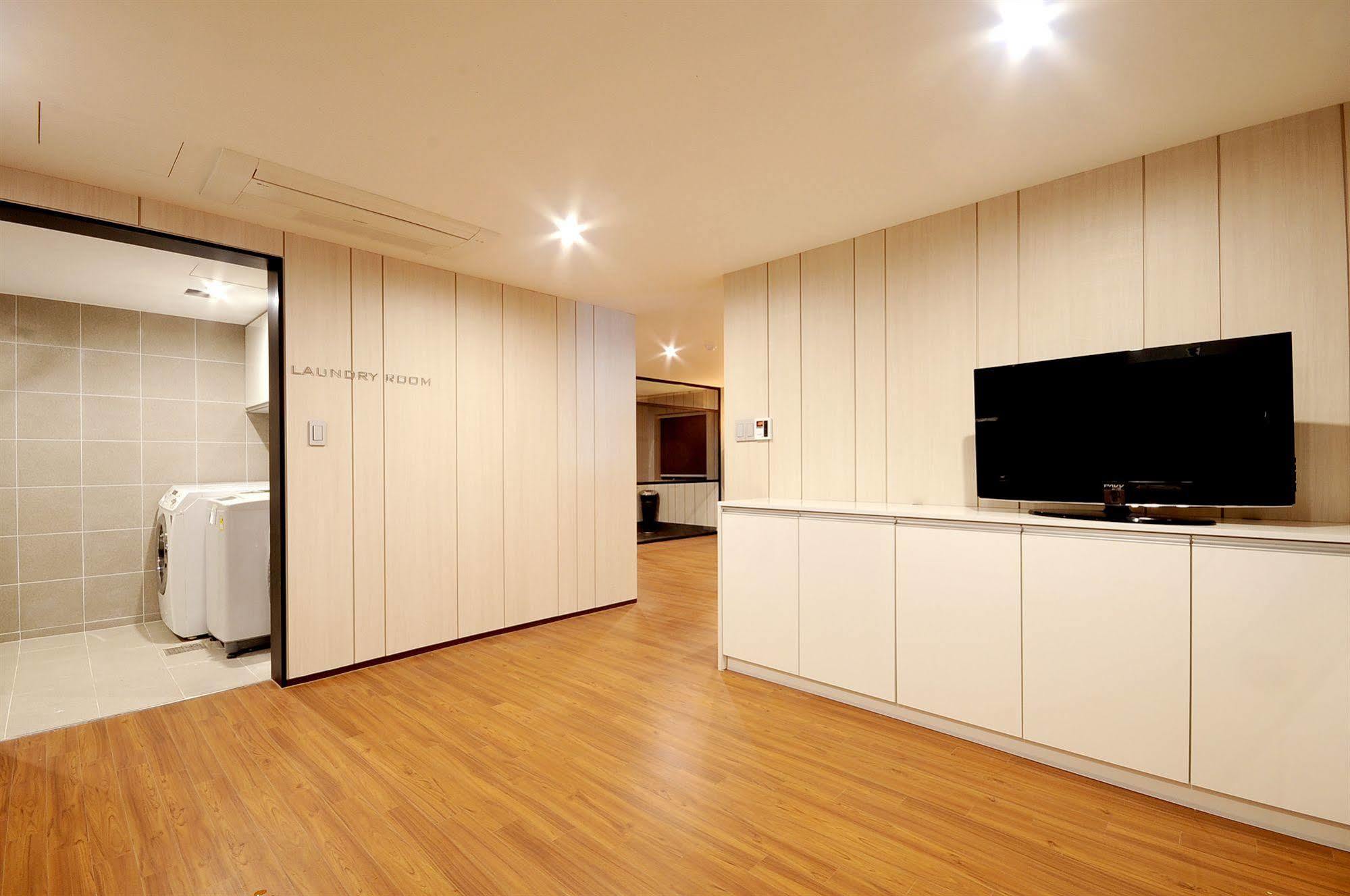 Queens Seomyeon Hotel Busan