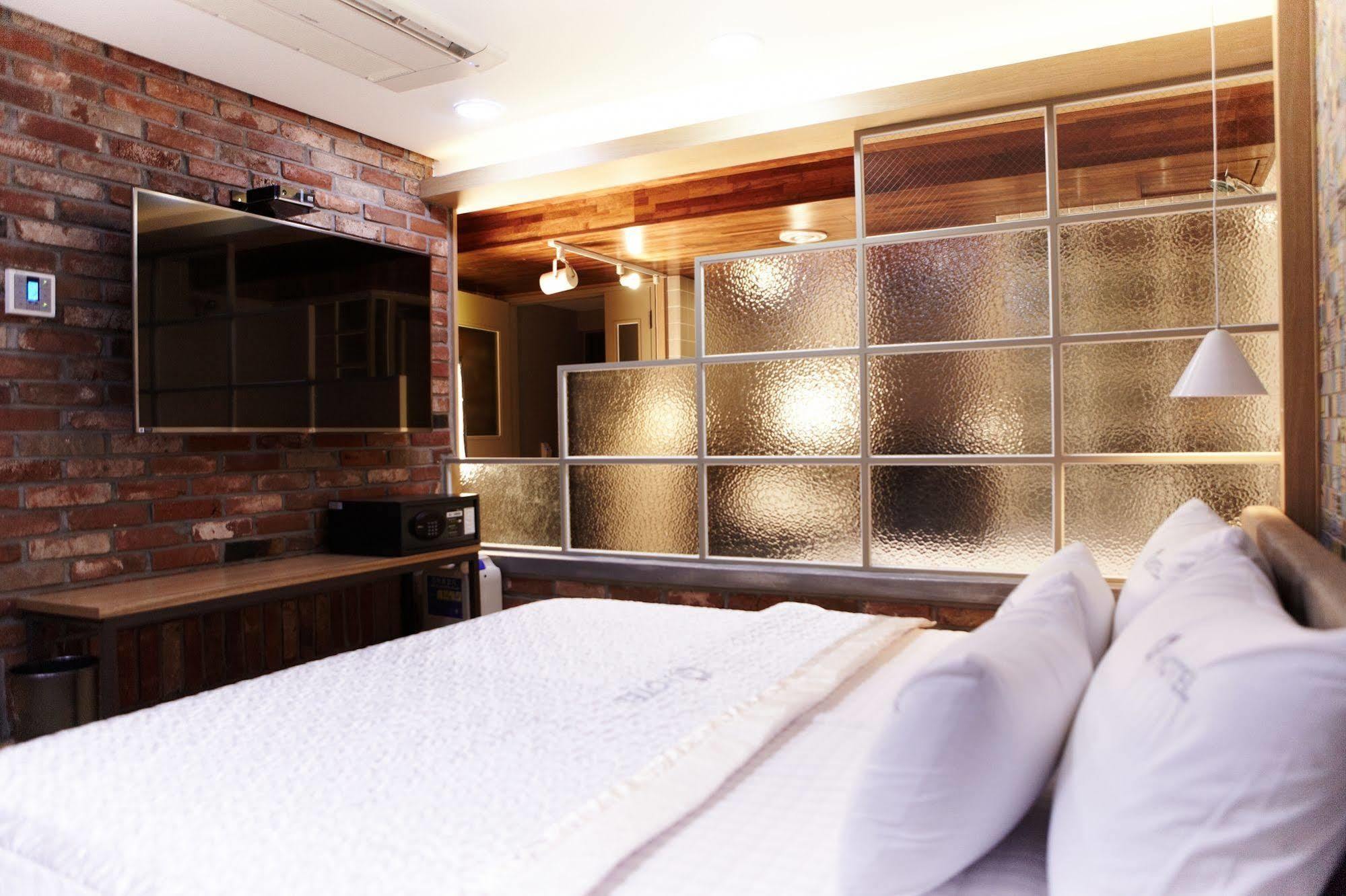 Hotel Q5 3* Busan