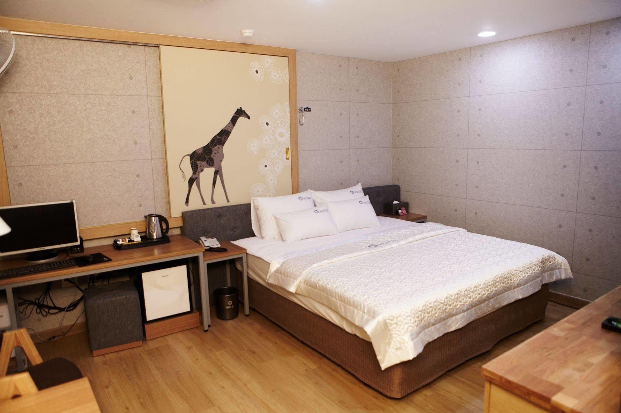 Motel Hotel Q5 Busan