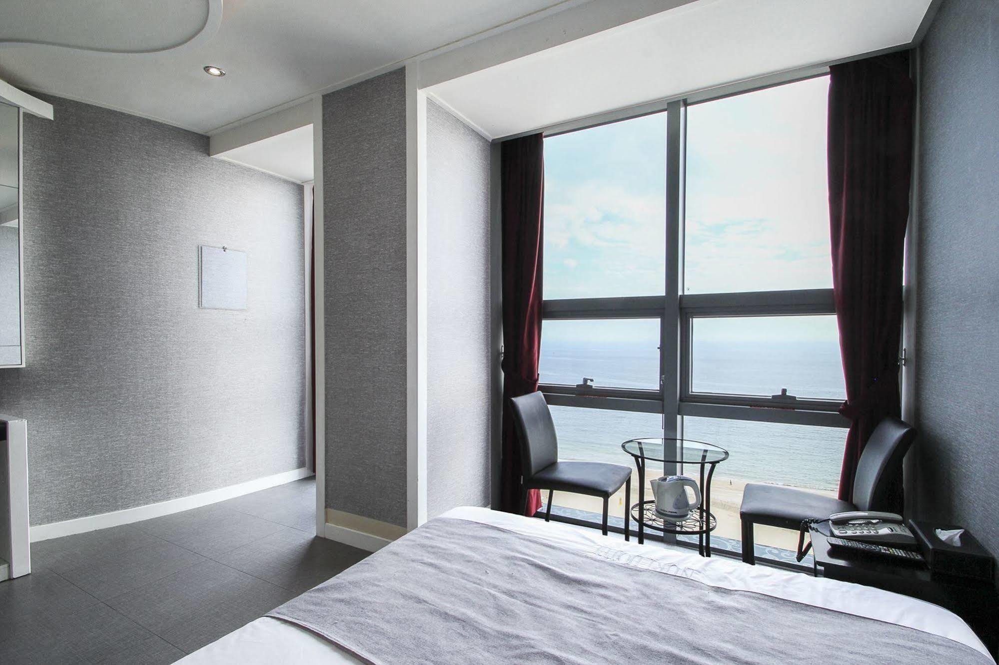 Hotel Nuri 3*