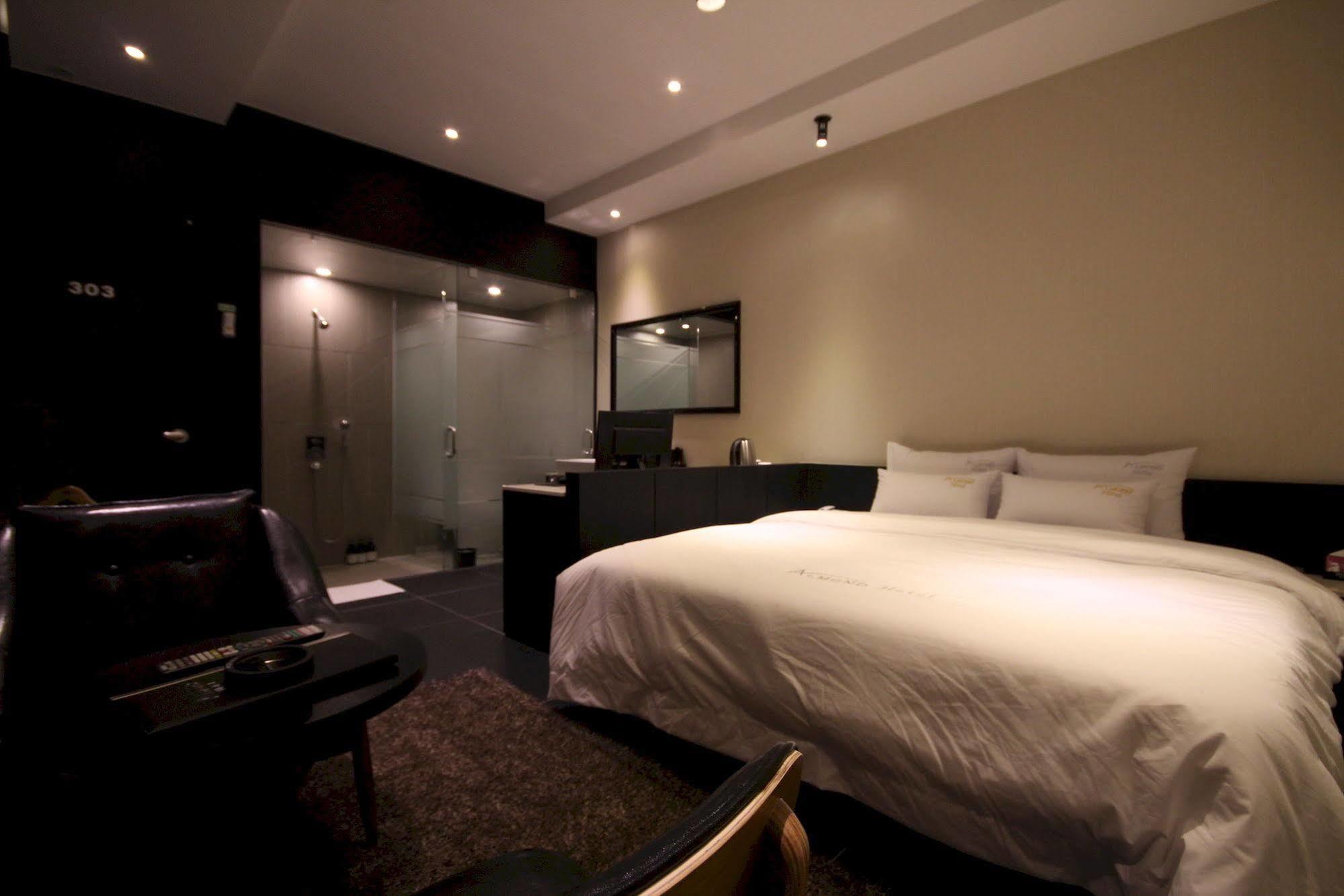 Almond Station Hotel