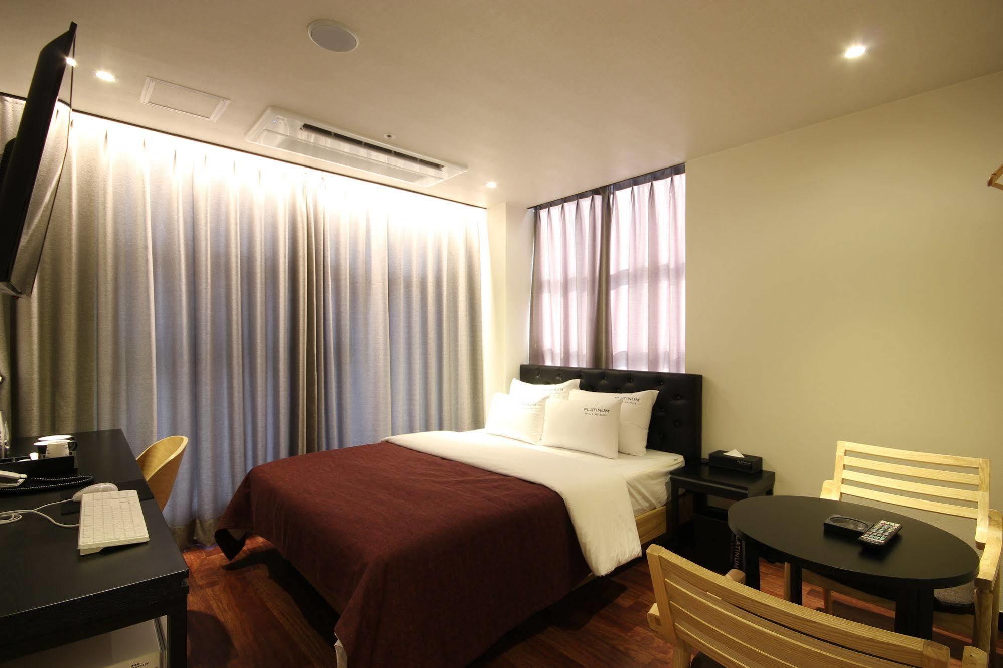 Platinum Nampo Hotel 2*