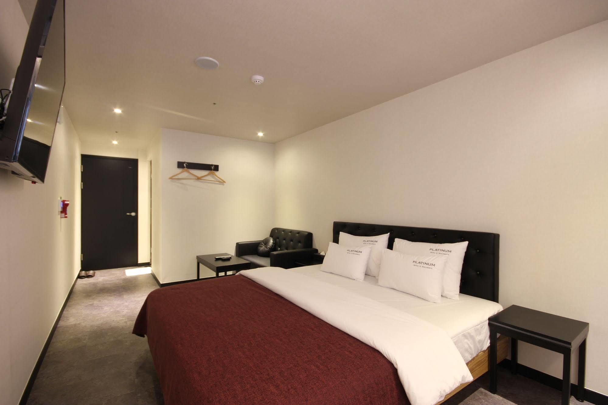 Hotel Platinum Nampo 2*
