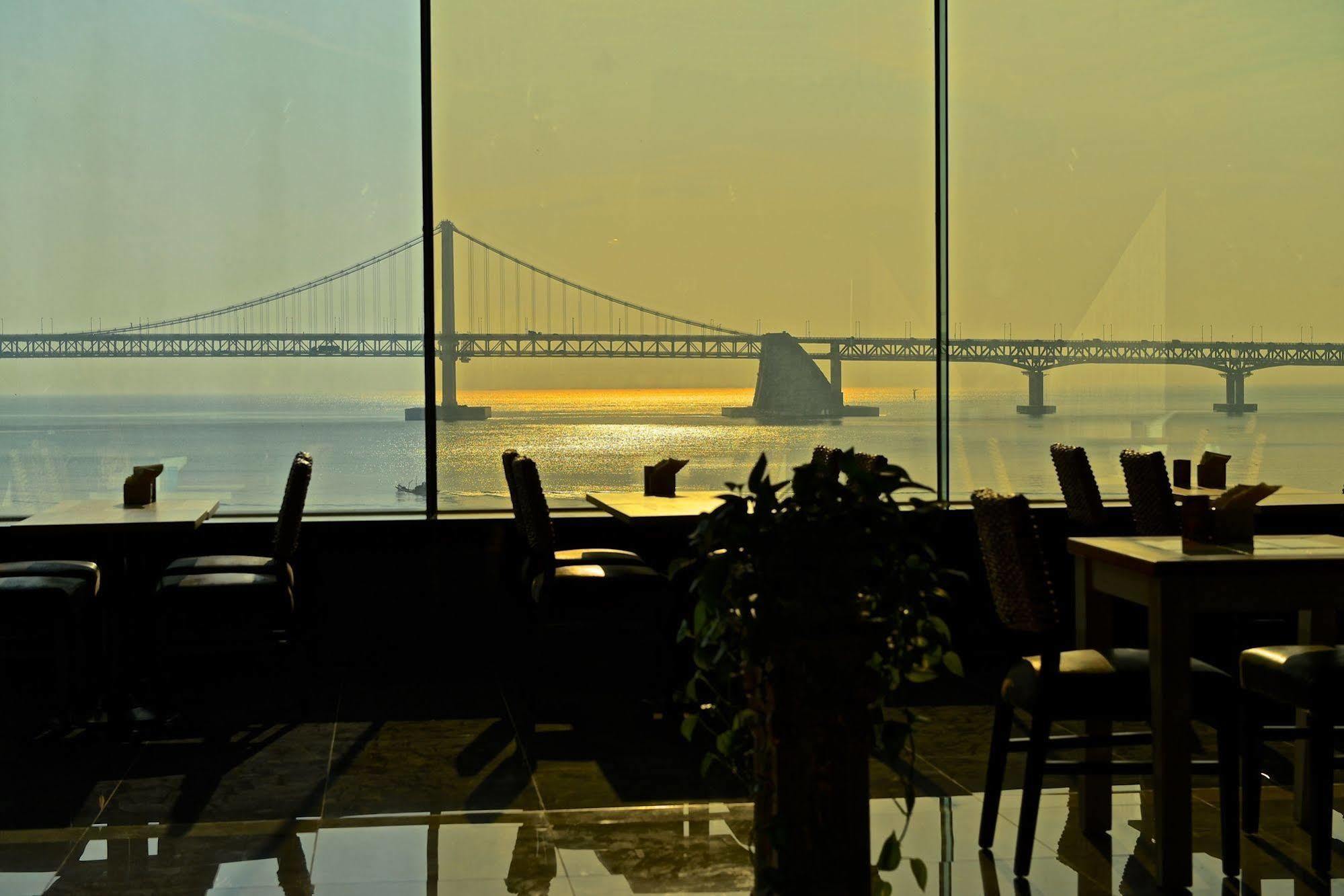 Dawn Busan