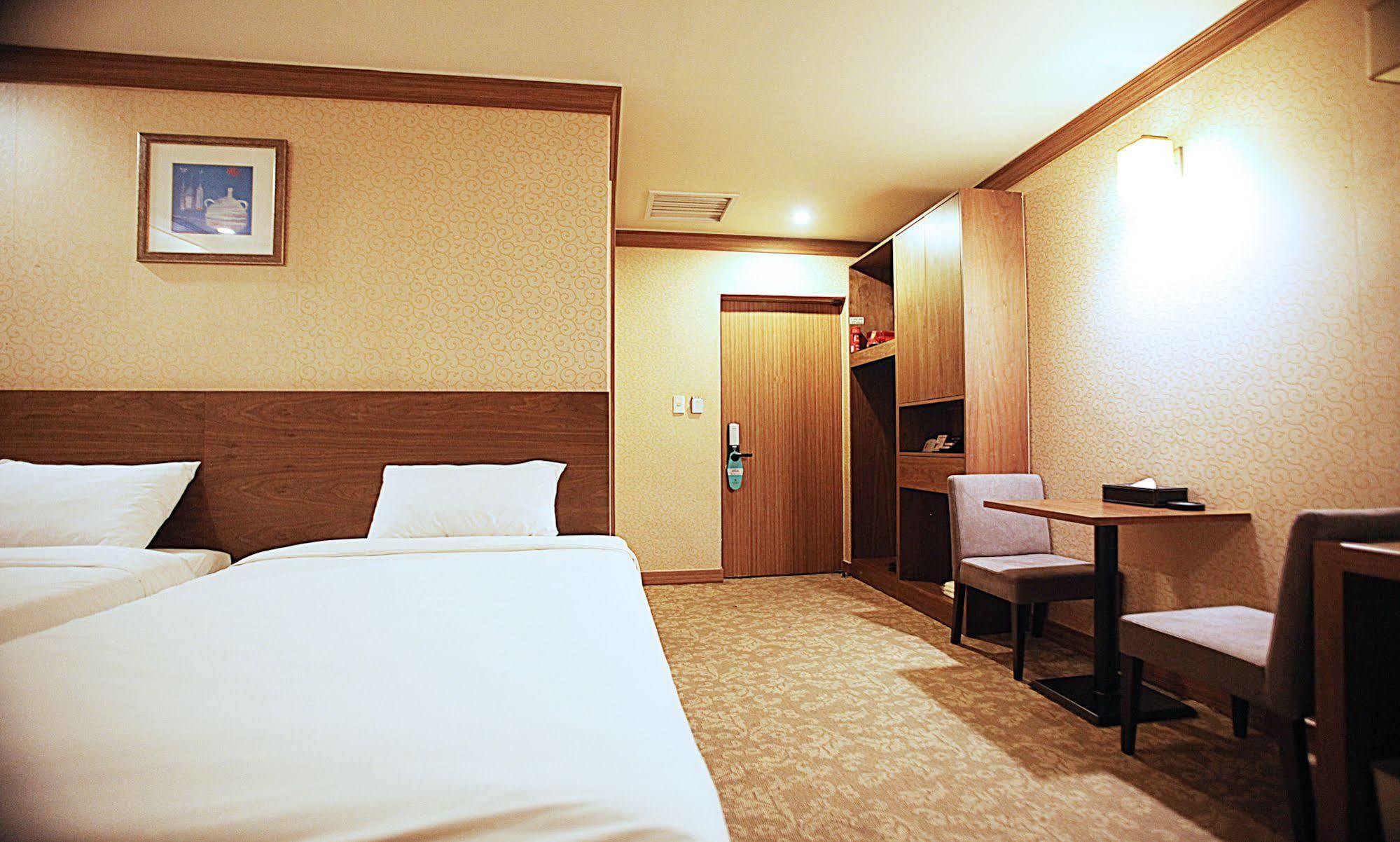 Hotel Dawn 3*