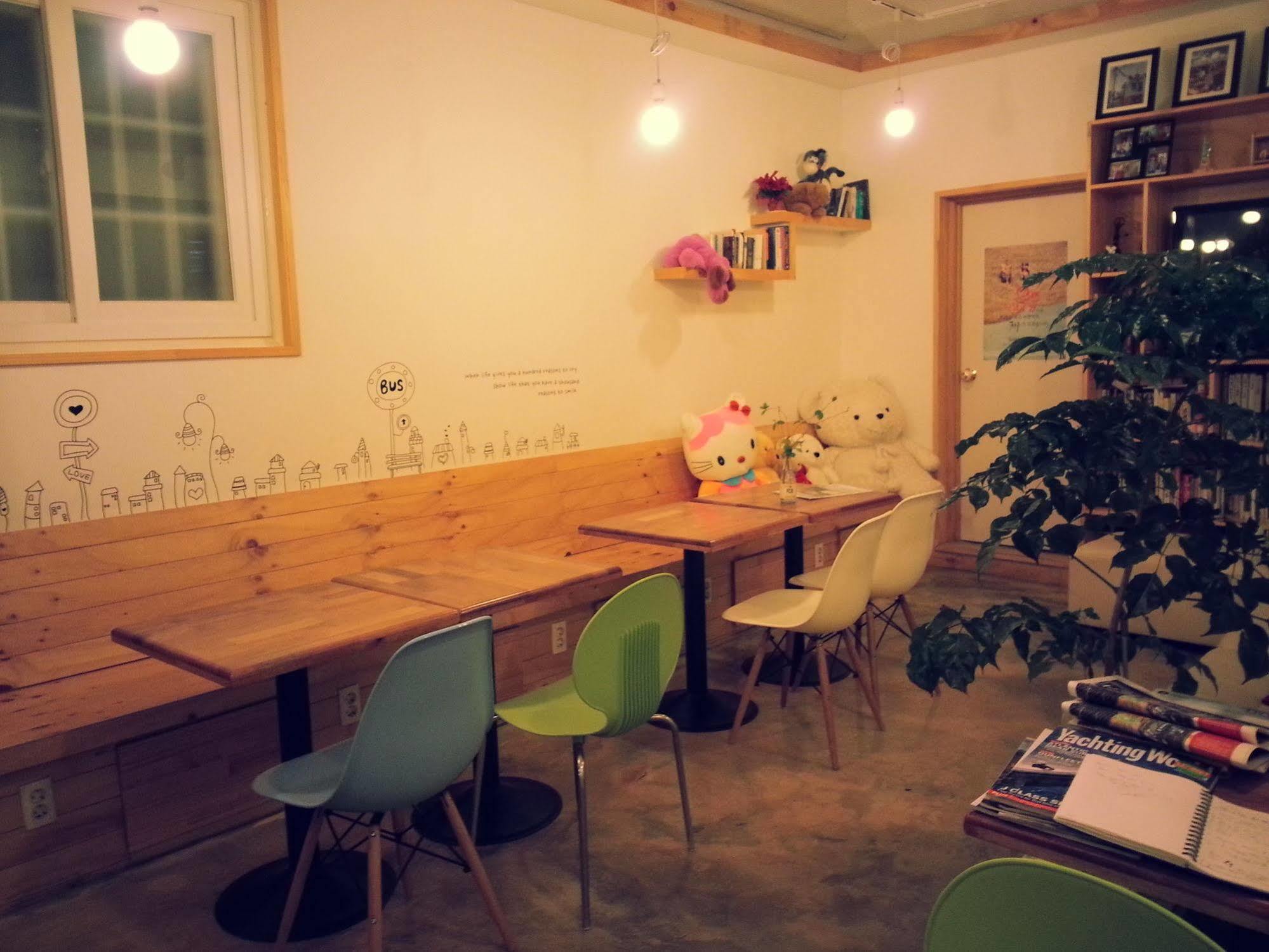 Blue Backpackers Ostello Busan