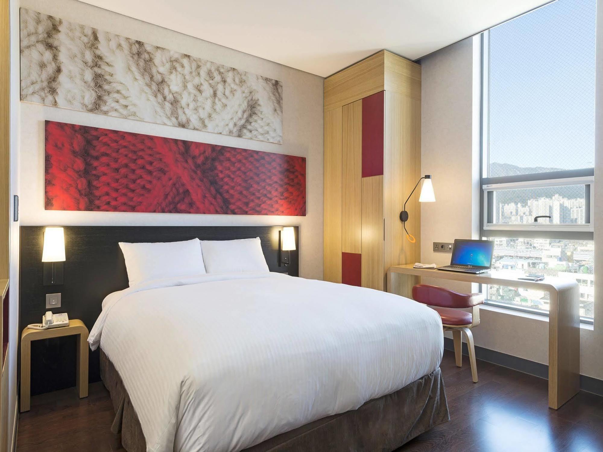 Ibis Ambassador Centre Hotel Busan