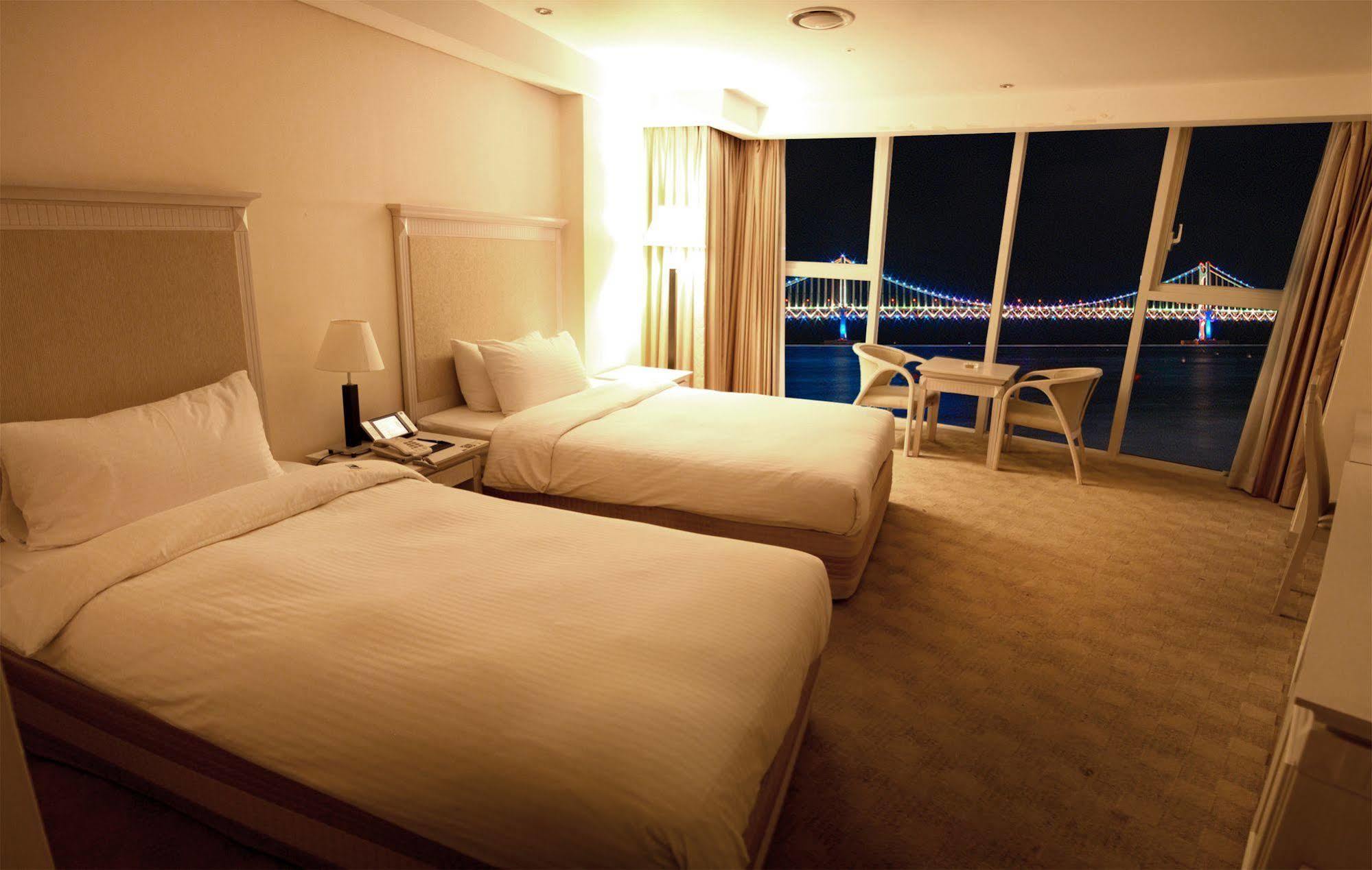 Hotel Aqua Palace