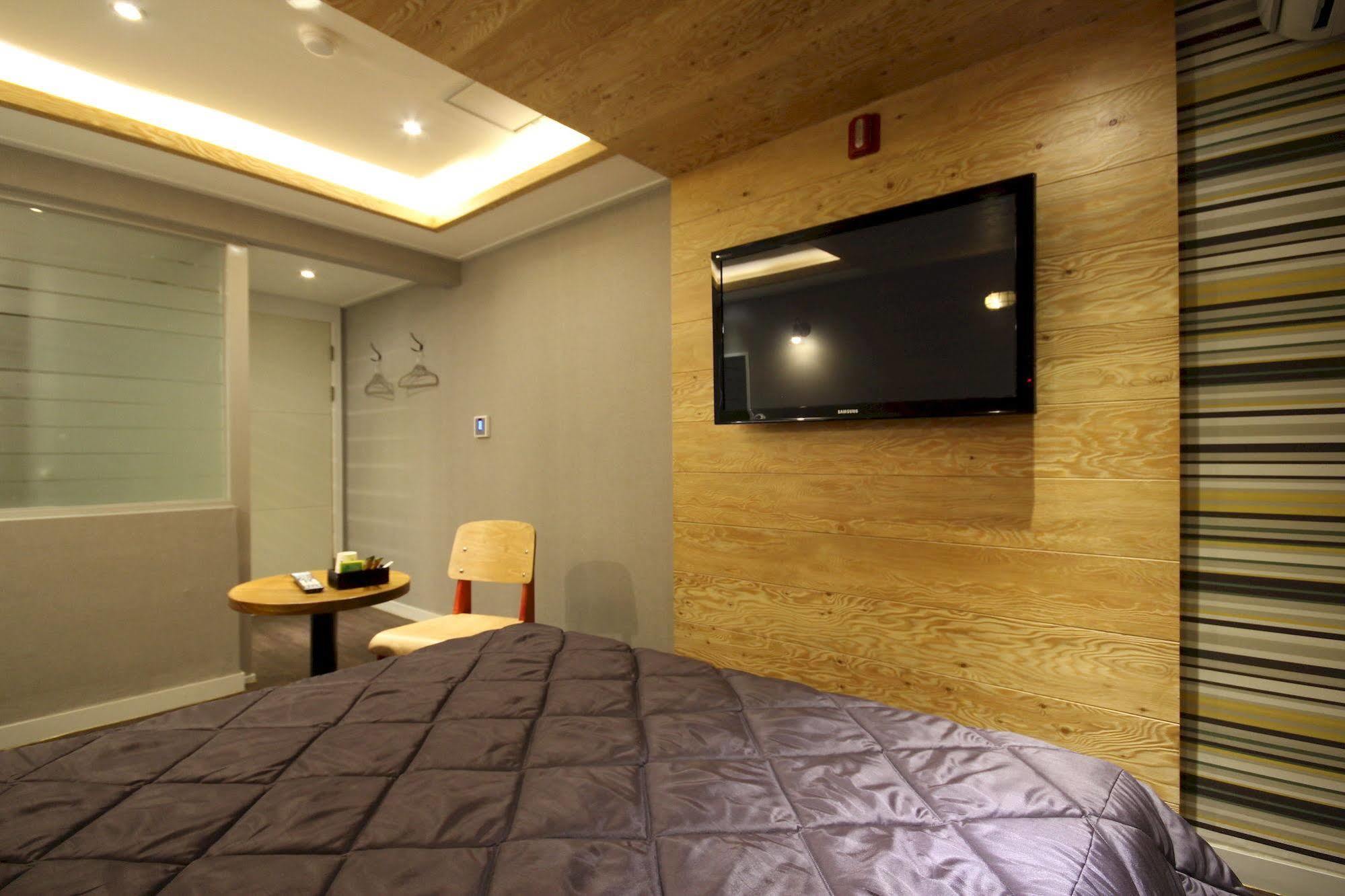 Are In Hotel Busan