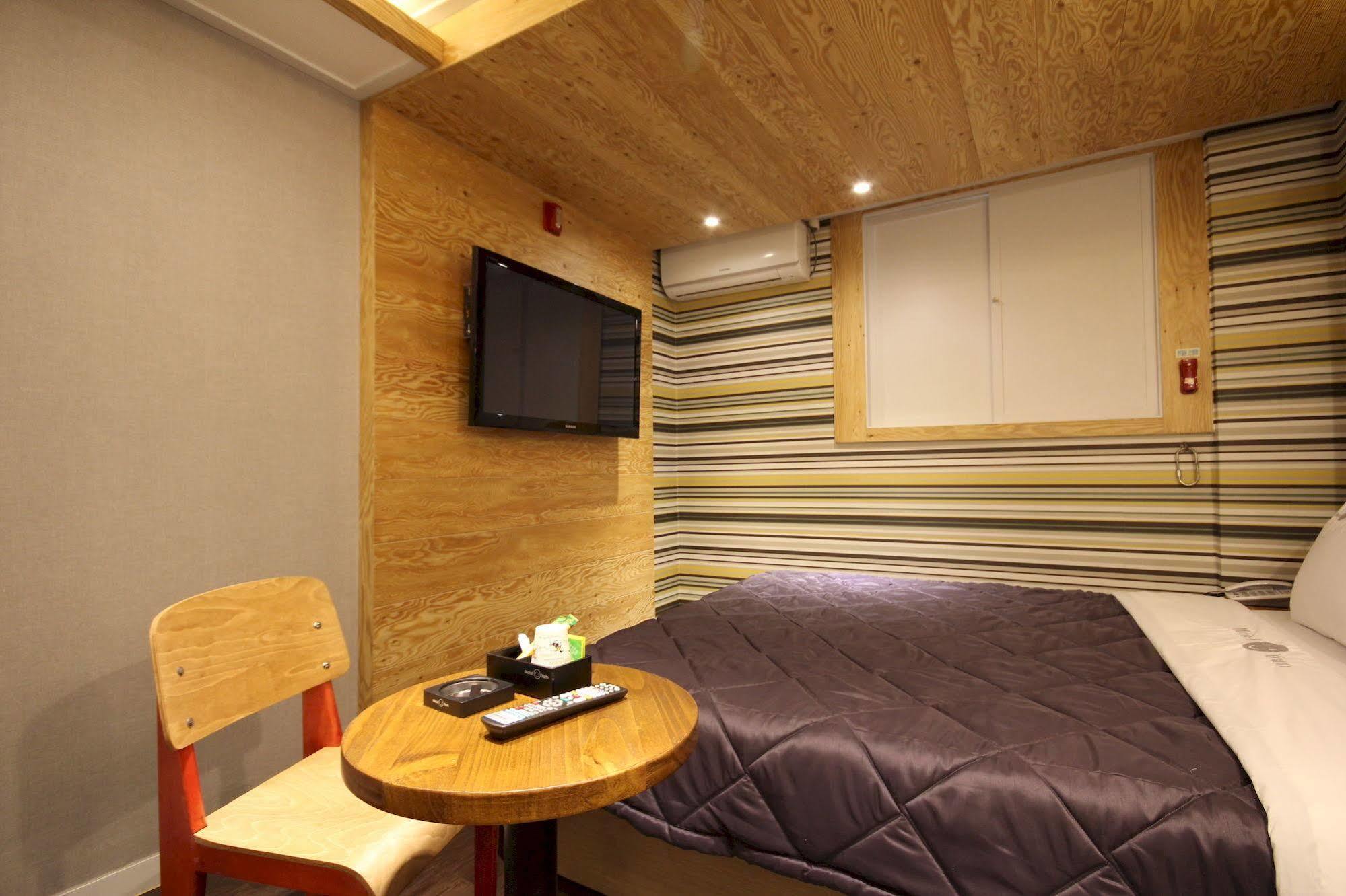 Hotel Are In 2*