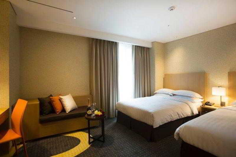 Solaria Nishitetsu