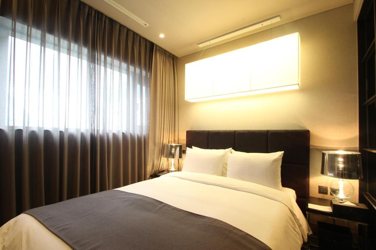 Louis Hamilton Haeundae Busan